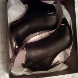 Coach Women's Shoe's